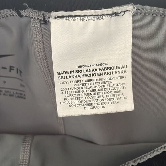 Nike Pro Women's Grey Capri Compression Dri‑fit Leggings Large Swoosh Small - Picture 8 of 9